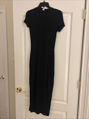 Classic Black Short-Sleeve Maxi Dress